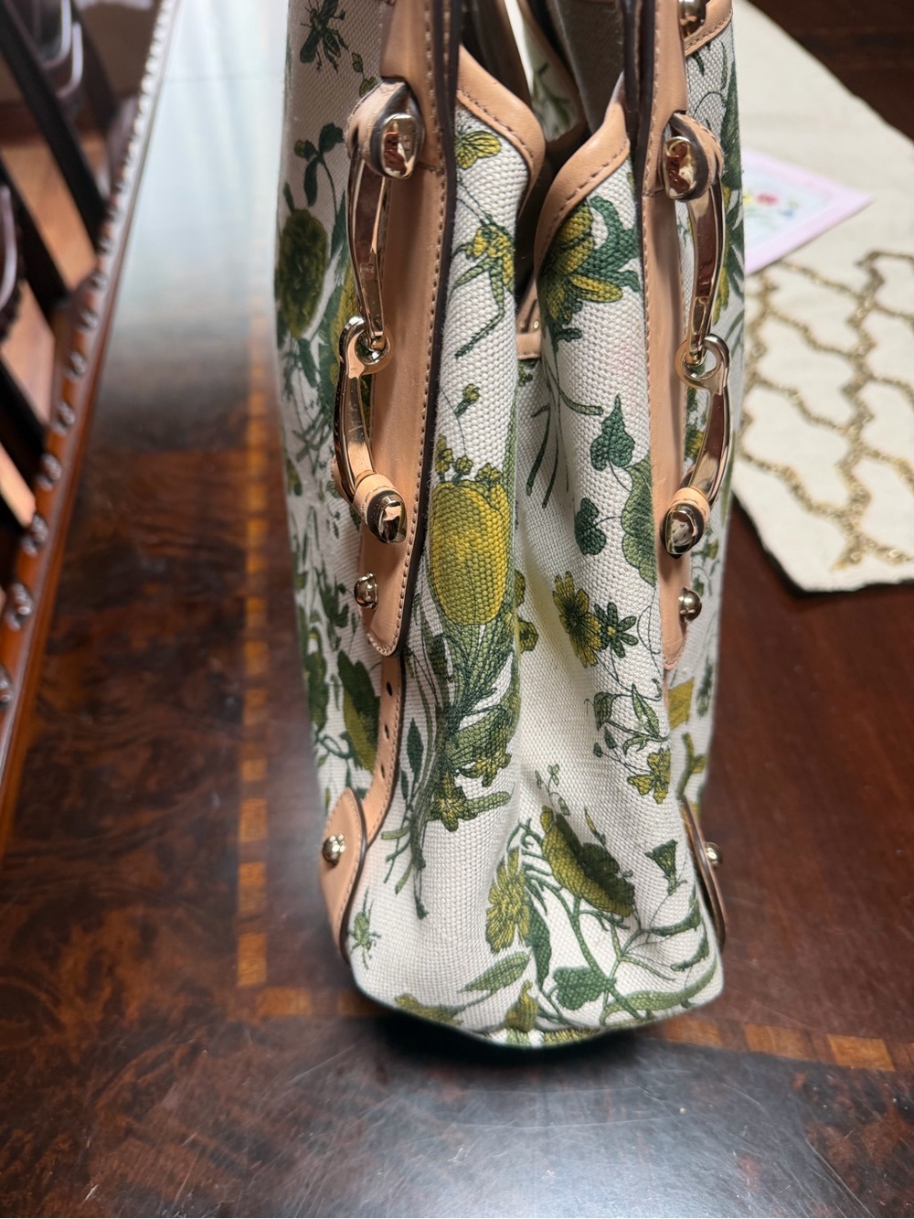 Gucci Rare Pelham Flora Tote - Picture 3 of 11